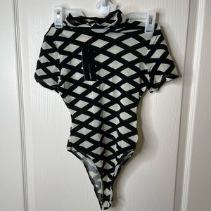 Fashion Nova - Bodysuit